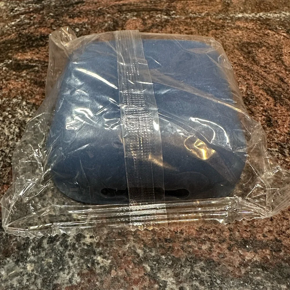 NWT Sticky back phone holder
